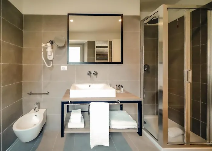 15 게스트하우스