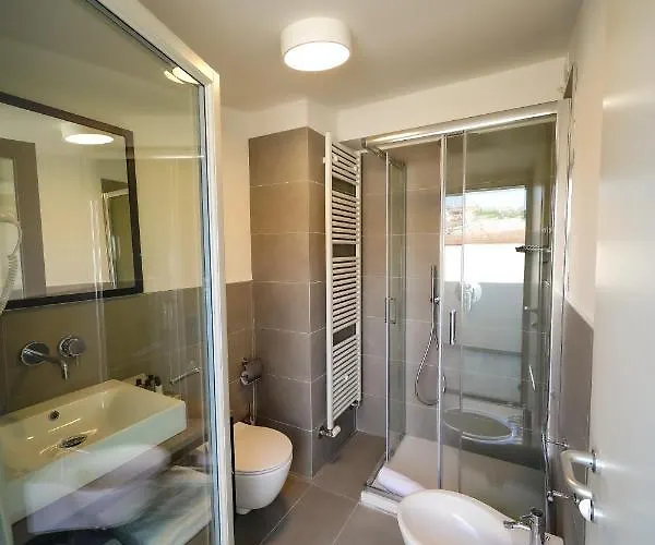 15 Гостьовий будинок 4*