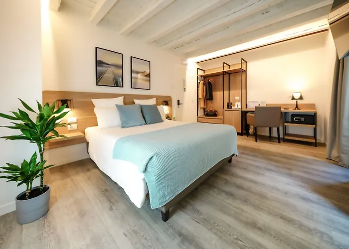 15 Гостьовий будинок 4*